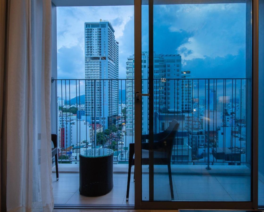 Rollton Ocean View Apartment Nha Trang Kültér fotó